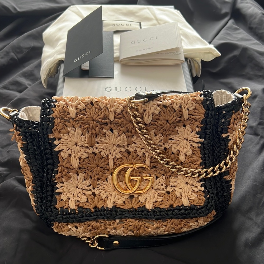 Gucci Raffia GG Marmont Shoulder Bag
